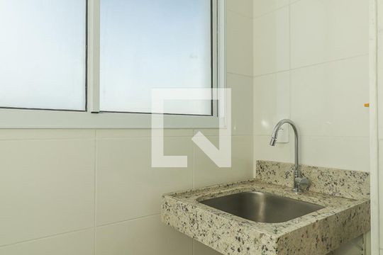 Área de Serviço de apartamento à venda com 2 quartos, 44m² em Costa E Silva, Porto Alegre