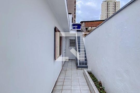 Área externa de casa à venda com 2 quartos, 72m² em Vila Santo Estevão, São Paulo