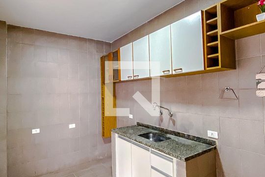 Cozinha de casa à venda com 2 quartos, 72m² em Vila Santo Estevão, São Paulo