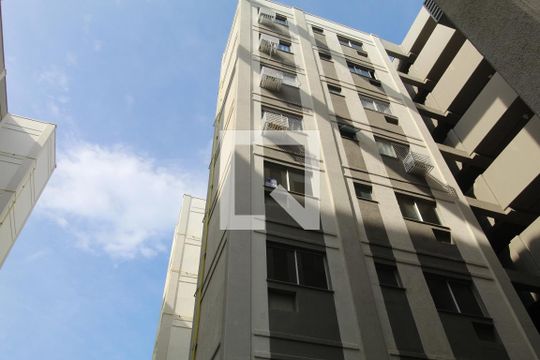 Placa de apartamento à venda com 2 quartos, 47m² em Taquara, Rio de Janeiro