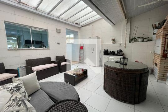 Churrasqueira de casa à venda com 4 quartos, 170m² em Jardim Bonfiglioli, São Paulo