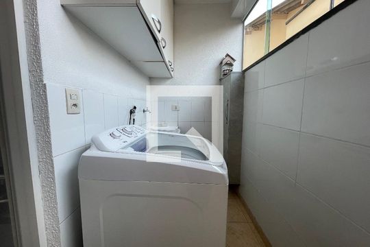 Área de Serviço de casa à venda com 4 quartos, 170m² em Jardim Bonfiglioli, São Paulo