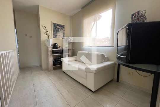 Sala 2 de casa à venda com 4 quartos, 170m² em Jardim Bonfiglioli, São Paulo