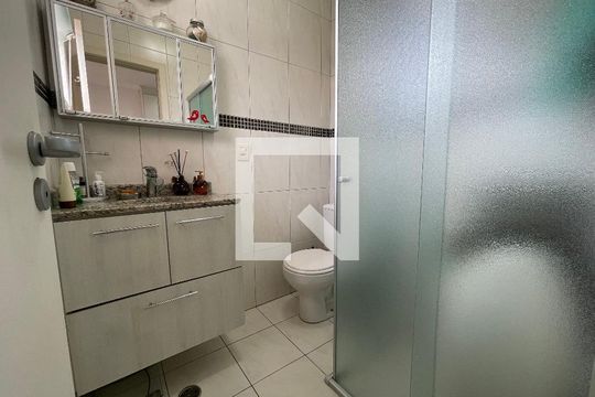 Banheiro da Suíte 3 de casa à venda com 4 quartos, 170m² em Jardim Bonfiglioli, São Paulo