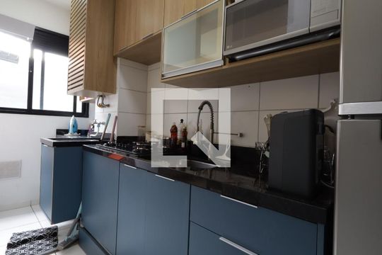 Cozinha de apartamento à venda com 2 quartos, 41m² em Vila Andrade, São Paulo