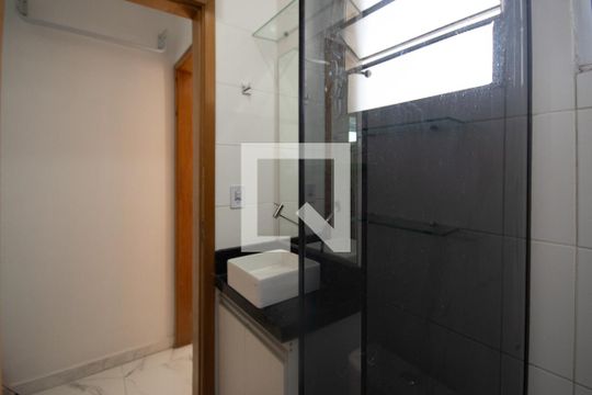 Banheiro de apartamento à venda com 1 quarto, 33m² em Vila Constança, São Paulo