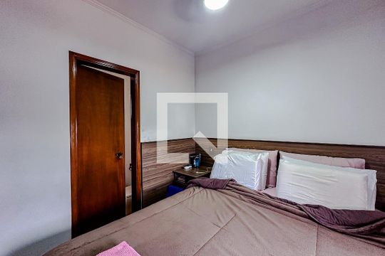 Suíte de apartamento à venda com 3 quartos, 78m² em Vila Bertioga, São Paulo