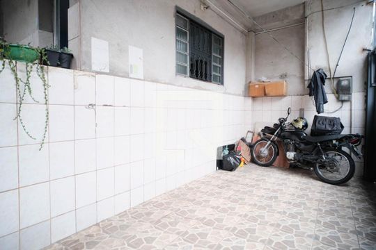 Área Externa de casa à venda com 3 quartos, 150m² em Jardim Gonzaga, São Paulo