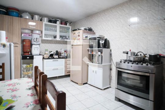 Cozinha de casa à venda com 3 quartos, 150m² em Jardim Gonzaga, São Paulo