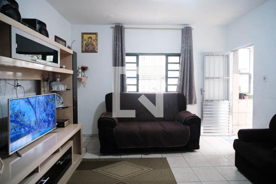Sala de casa à venda com 3 quartos, 150m² em Jardim Gonzaga, São Paulo