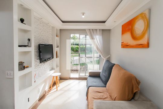 Sala de apartamento para alugar com 3 quartos, 60m² em Cidade Patriarca, São Paulo