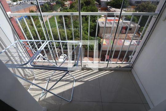 Sacada de apartamento para alugar com 2 quartos, 52m² em Fátima, Canoas