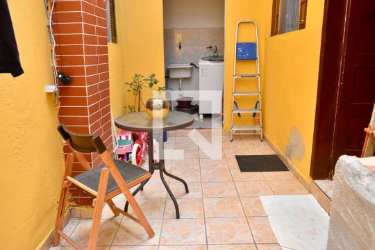Quintal de casa para alugar com 4 quartos, 140m² em Chácara Inglesa, São Paulo