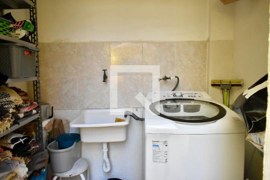 Área de Serviço de casa para alugar com 4 quartos, 140m² em Chácara Inglesa, São Paulo