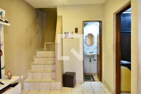 Sala 2 de casa para alugar com 4 quartos, 140m² em Chácara Inglesa, São Paulo