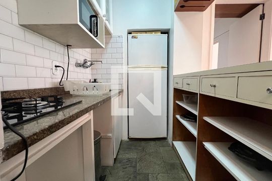 Cozinha de apartamento para alugar com 1 quarto, 58m² em Jardim Paulista, São Paulo