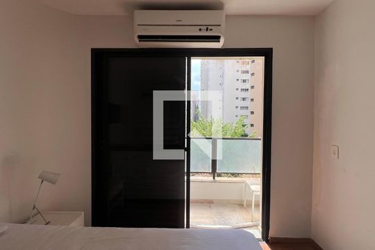 Sacada da suite  de apartamento para alugar com 1 quarto, 58m² em Jardim Paulista, São Paulo