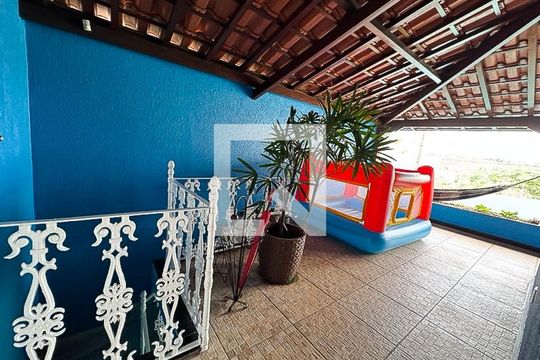 Área externa de casa à venda com 4 quartos, 242m² em Castelo, Belo Horizonte