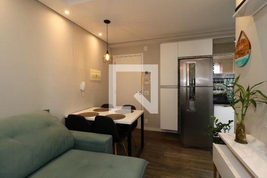 Sala de apartamento para alugar com 2 quartos, 35m² em Rp3 (regiões de Planejamento), Santo André