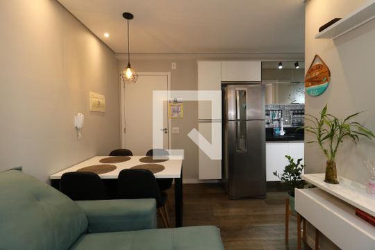 Sala de apartamento para alugar com 2 quartos, 35m² em Rp3 (regiões de Planejamento), Santo André