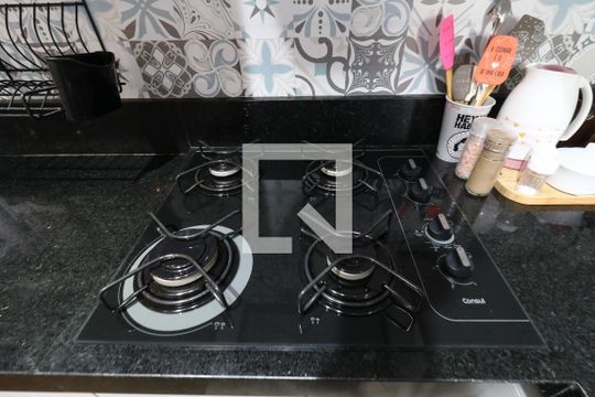 Cozinha - Cooktop de apartamento para alugar com 2 quartos, 35m² em Rp3 (regiões de Planejamento), Santo André