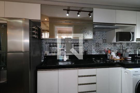 Cozinha de apartamento para alugar com 2 quartos, 35m² em Rp3 (regiões de Planejamento), Santo André