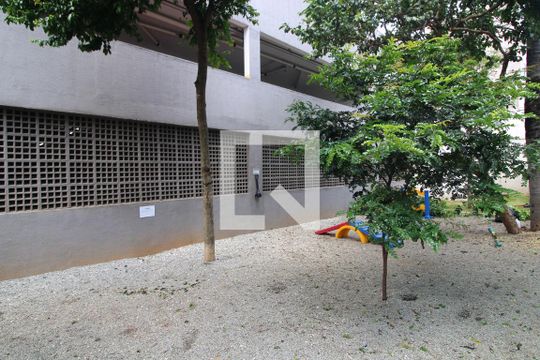 Área comum de apartamento para alugar com 2 quartos, 61m² em Campininha, São Paulo