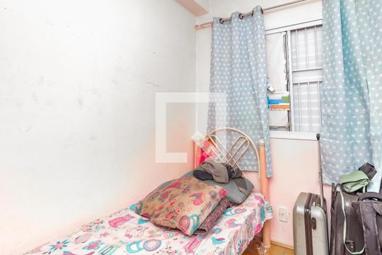 Quarto 1 de apartamento para alugar com 2 quartos, 42m² em Bom Retiro, São Paulo