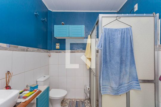 Banheiro de casa à venda com 5 quartos, 186m² em Vila Gumercindo, São Paulo