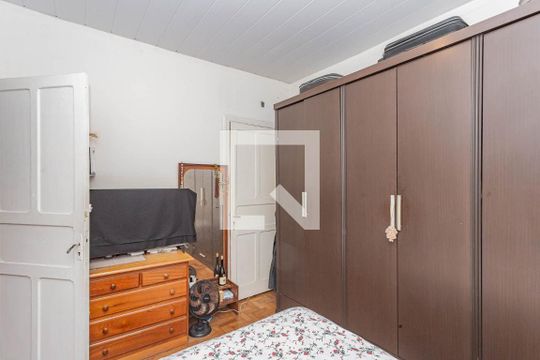 Quarto  de casa à venda com 5 quartos, 186m² em Vila Gumercindo, São Paulo