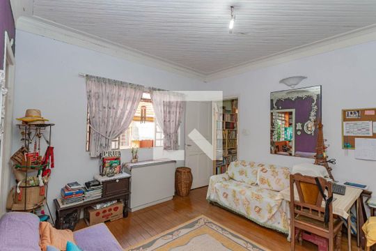 Sala de casa à venda com 5 quartos, 186m² em Vila Gumercindo, São Paulo