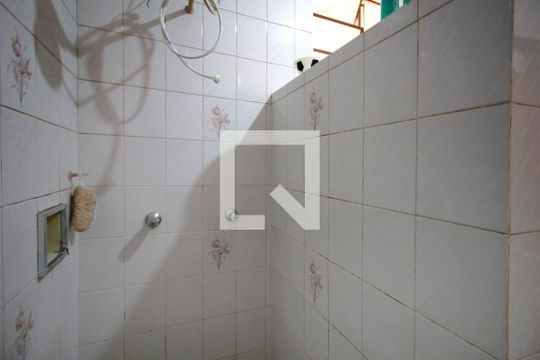 Banheiro de casa à venda com 4 quartos, 189m² em Nova Cachoeirinha, Belo Horizonte