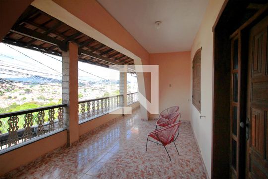 Varanda de casa à venda com 4 quartos, 189m² em Nova Cachoeirinha, Belo Horizonte