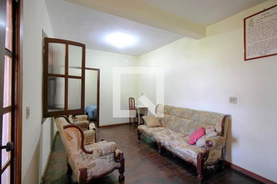 Sala de casa à venda com 4 quartos, 189m² em Nova Cachoeirinha, Belo Horizonte