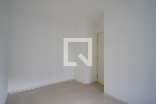 Quarto 1 de apartamento à venda com 2 quartos, 48m² em Rubem Berta, Porto Alegre