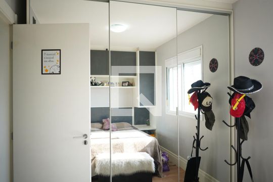 Quarto 1 de apartamento para alugar com 3 quartos, 71m² em Belenzinho, São Paulo