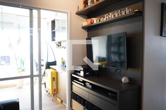 Sala de apartamento para alugar com 3 quartos, 71m² em Belenzinho, São Paulo