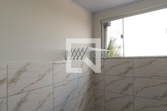 Cozinha e Área de Serviço de kitnet/studio para alugar com 1 quarto, 35m² em Novo Glória, Belo Horizonte