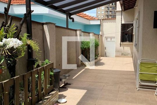 Quintal de casa à venda com 3 quartos, 158m² em Alto da Mooca, São Paulo