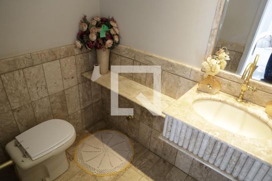 Lavabo de apartamento à venda com 3 quartos, 200m² em Setor Bueno, Goiânia