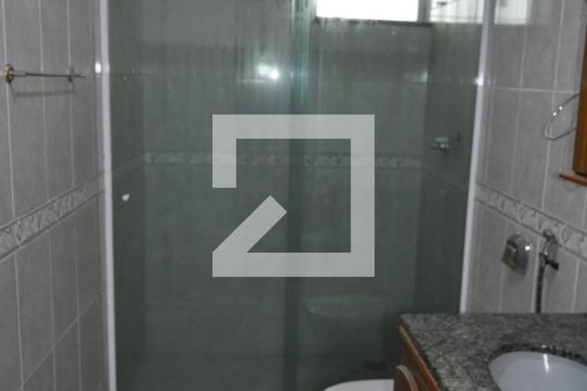 Banheiro de casa para alugar com 3 quartos, 250m² em Abolição, Rio de Janeiro