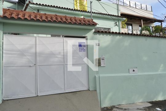 Fachada de casa para alugar com 3 quartos, 250m² em Abolição, Rio de Janeiro