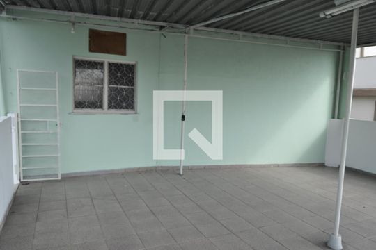 Quintal de casa para alugar com 3 quartos, 250m² em Abolição, Rio de Janeiro