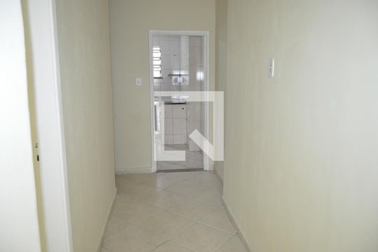 Corredor de casa à venda com 3 quartos, 250m² em Abolição, Rio de Janeiro