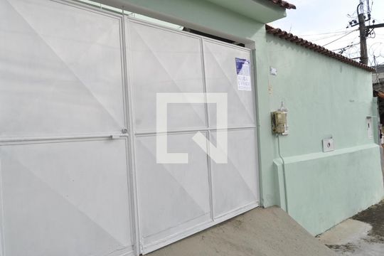 Placa  de casa para alugar com 3 quartos, 250m² em Abolição, Rio de Janeiro
