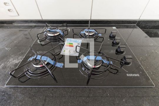 Cozinha de apartamento à venda com 2 quartos, 41m² em Jardim Santo Antonio, São Paulo