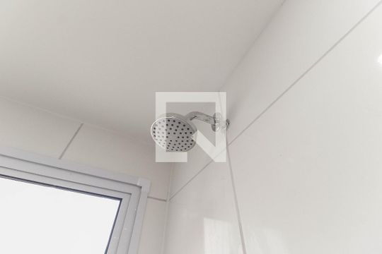 Banheiro de apartamento à venda com 2 quartos, 41m² em Jardim Santo Antonio, São Paulo