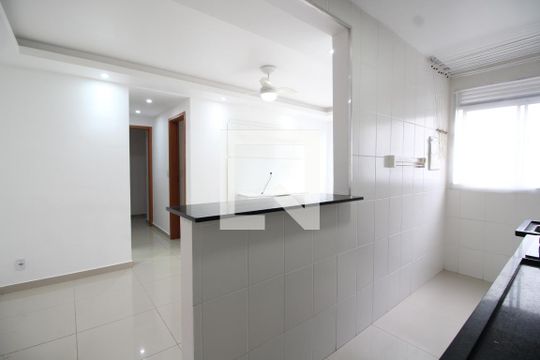 Cozinha de apartamento para alugar com 2 quartos, 50m² em Taquara, Rio de Janeiro