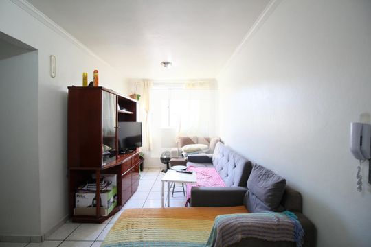 Sala de apartamento à venda com 2 quartos, 56m² em Vila Pirajussara, São Paulo