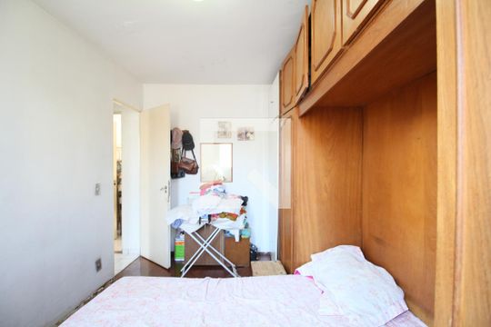 Quarto 1 de apartamento à venda com 2 quartos, 56m² em Vila Pirajussara, São Paulo